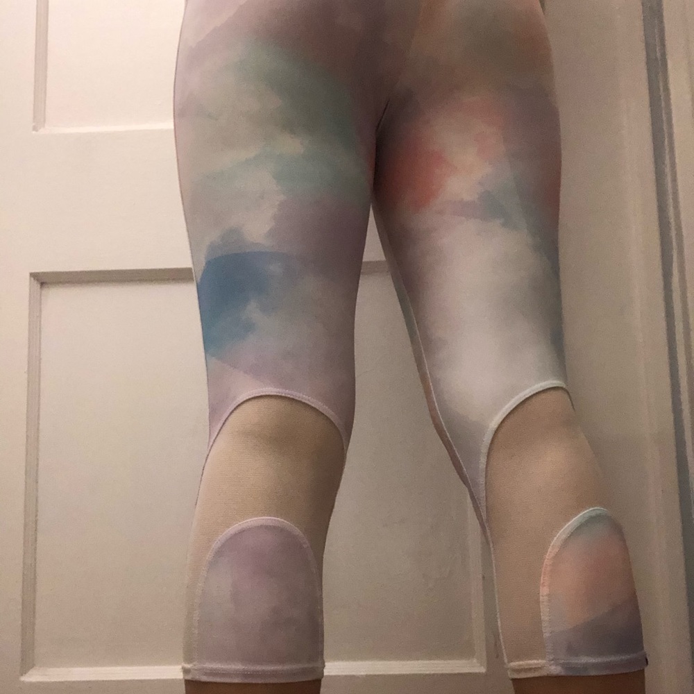 ONZIE TIE DYE LEGGINGS W/ MESH